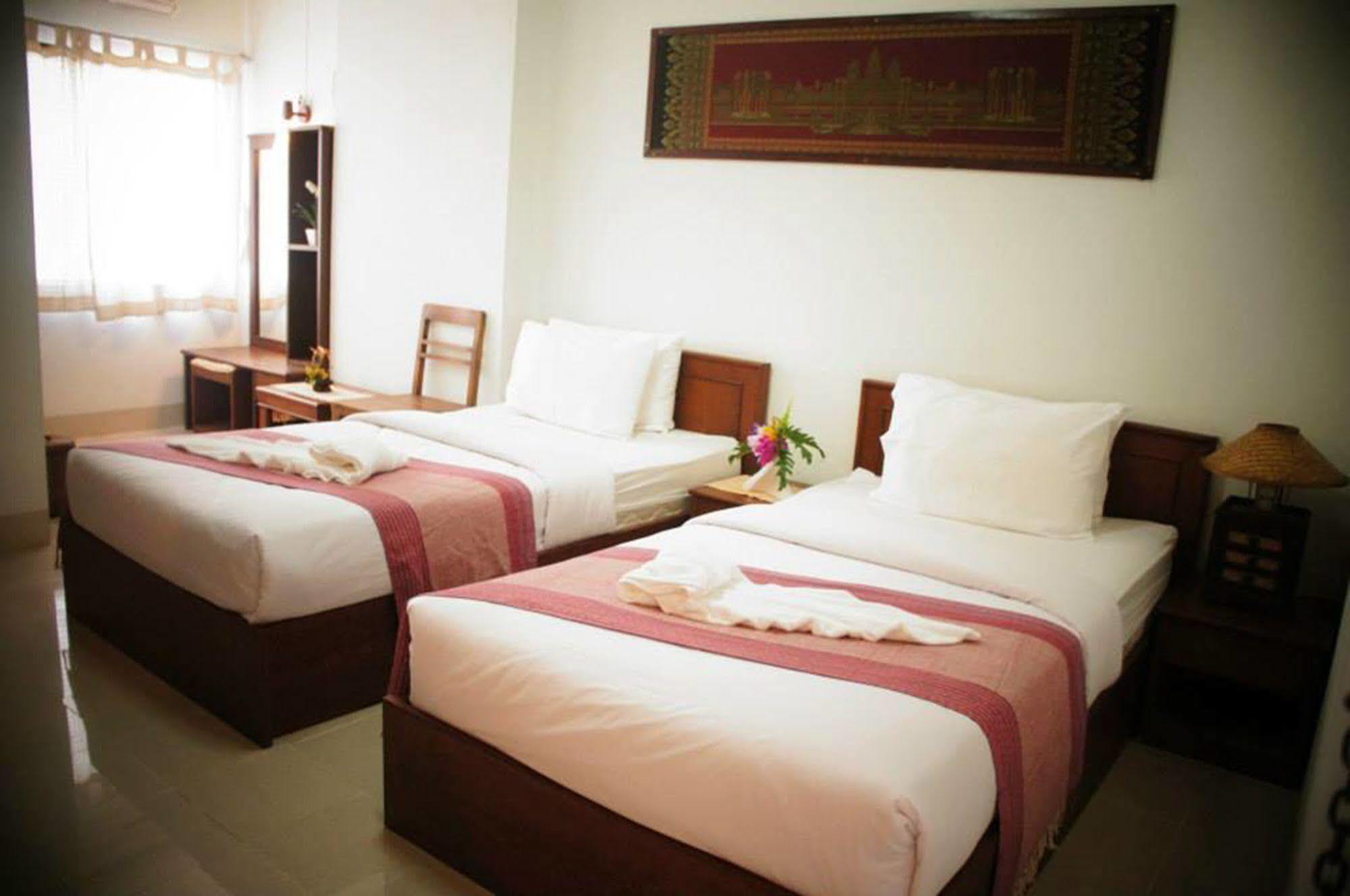 Vipa House Hotel Chiang Mai Luaran gambar