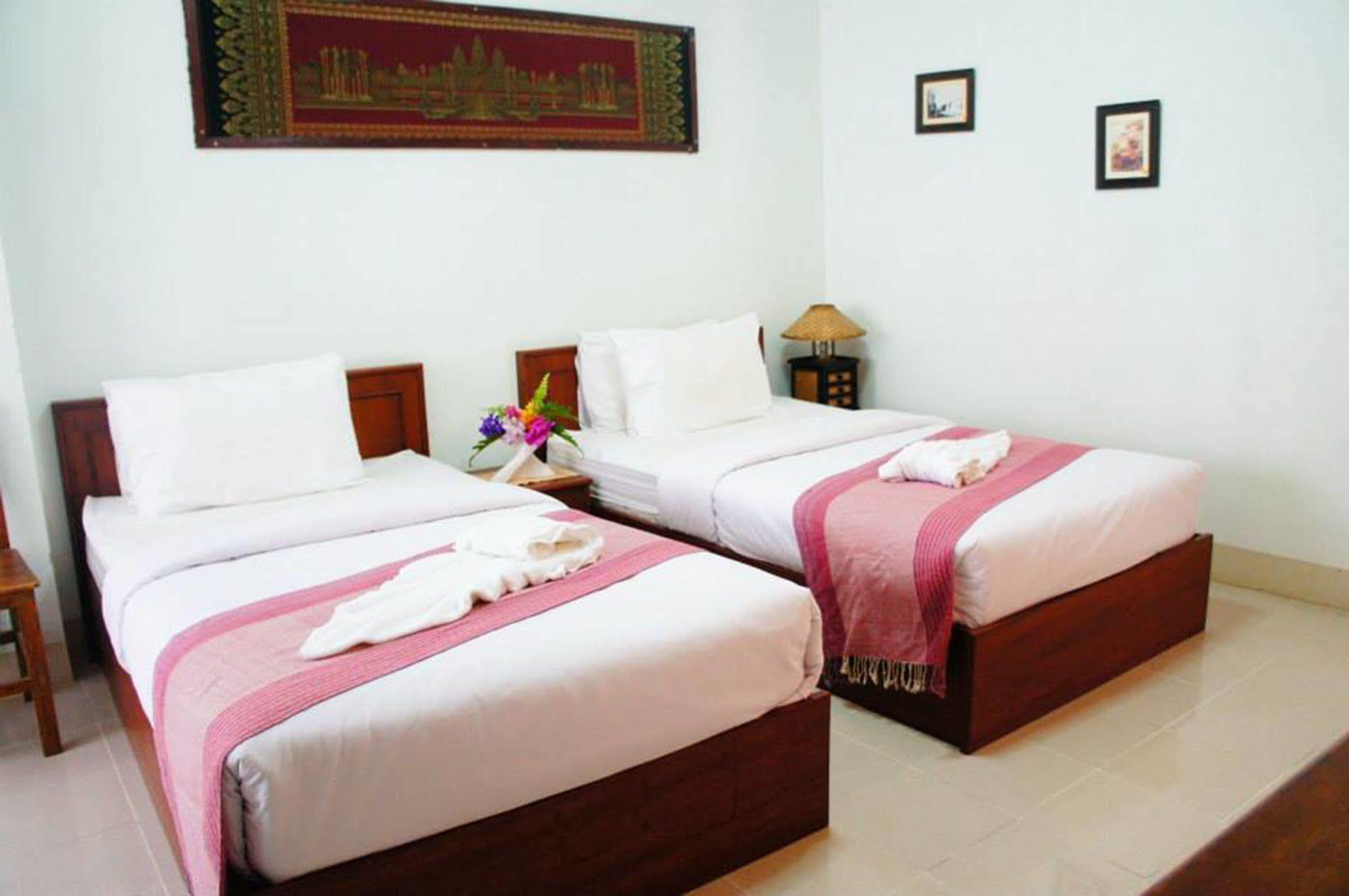 Vipa House Hotel Chiang Mai Luaran gambar