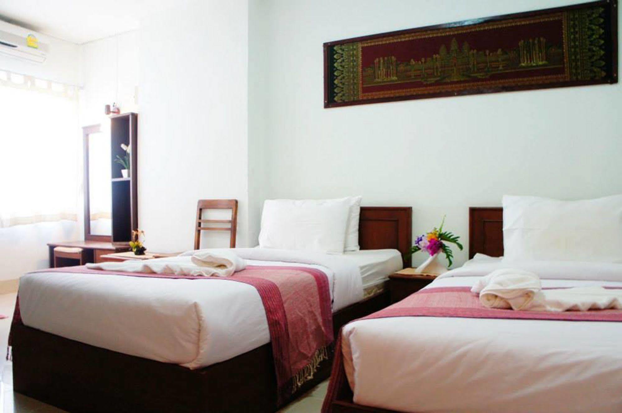 Vipa House Hotel Chiang Mai Luaran gambar