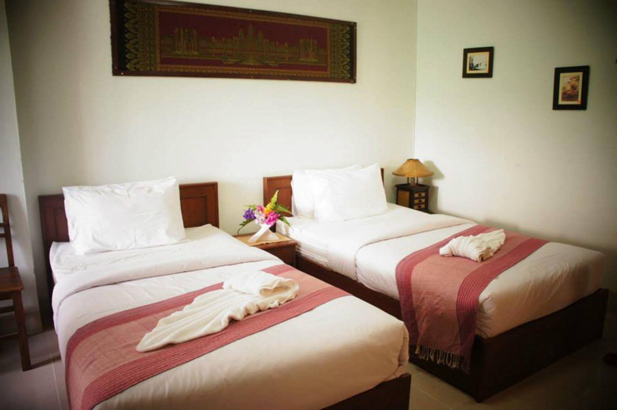 Vipa House Hotel Chiang Mai Luaran gambar