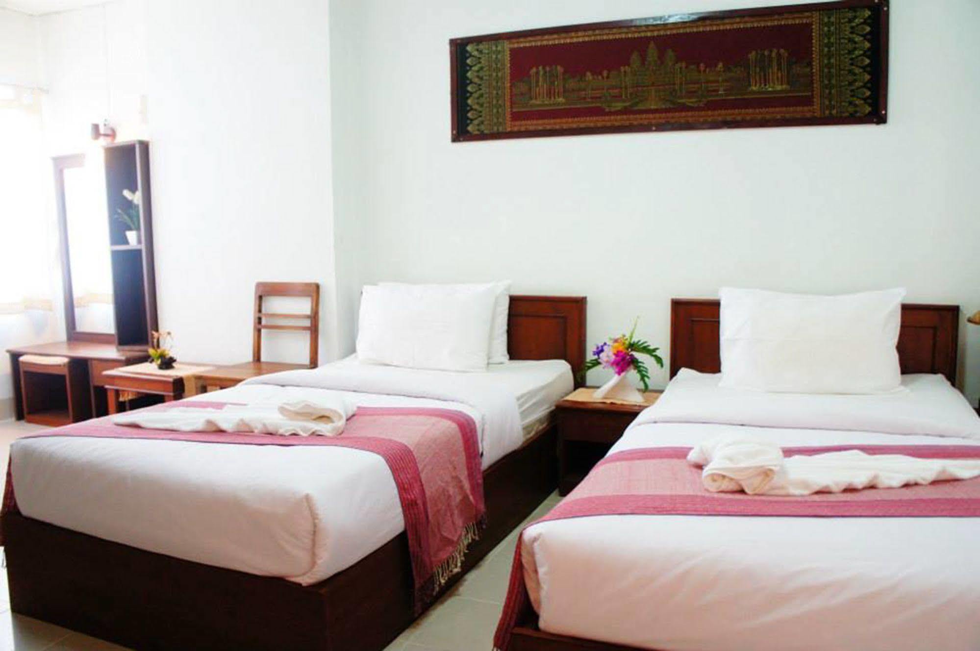 Vipa House Hotel Chiang Mai Luaran gambar