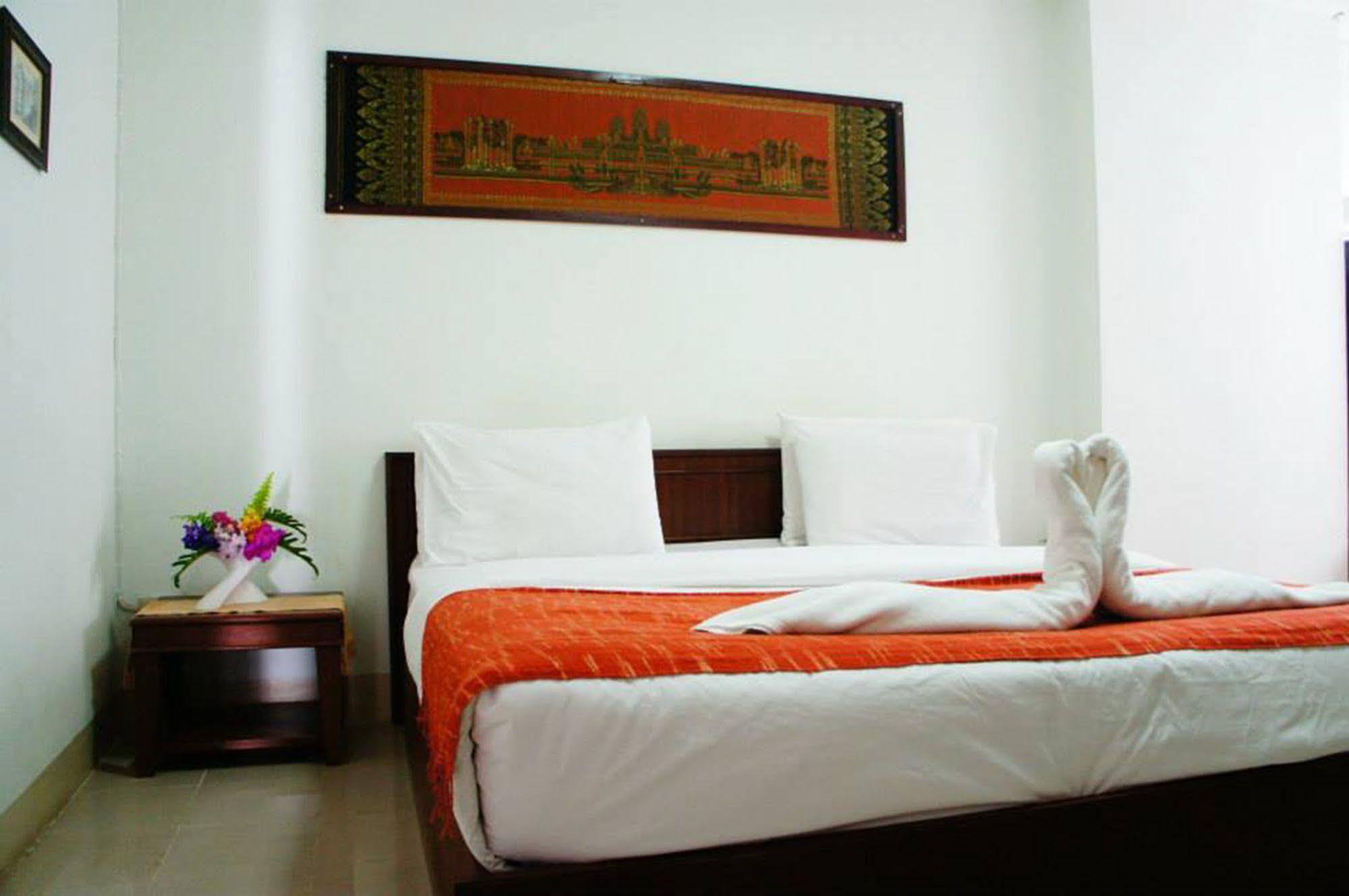 Vipa House Hotel Chiang Mai Luaran gambar