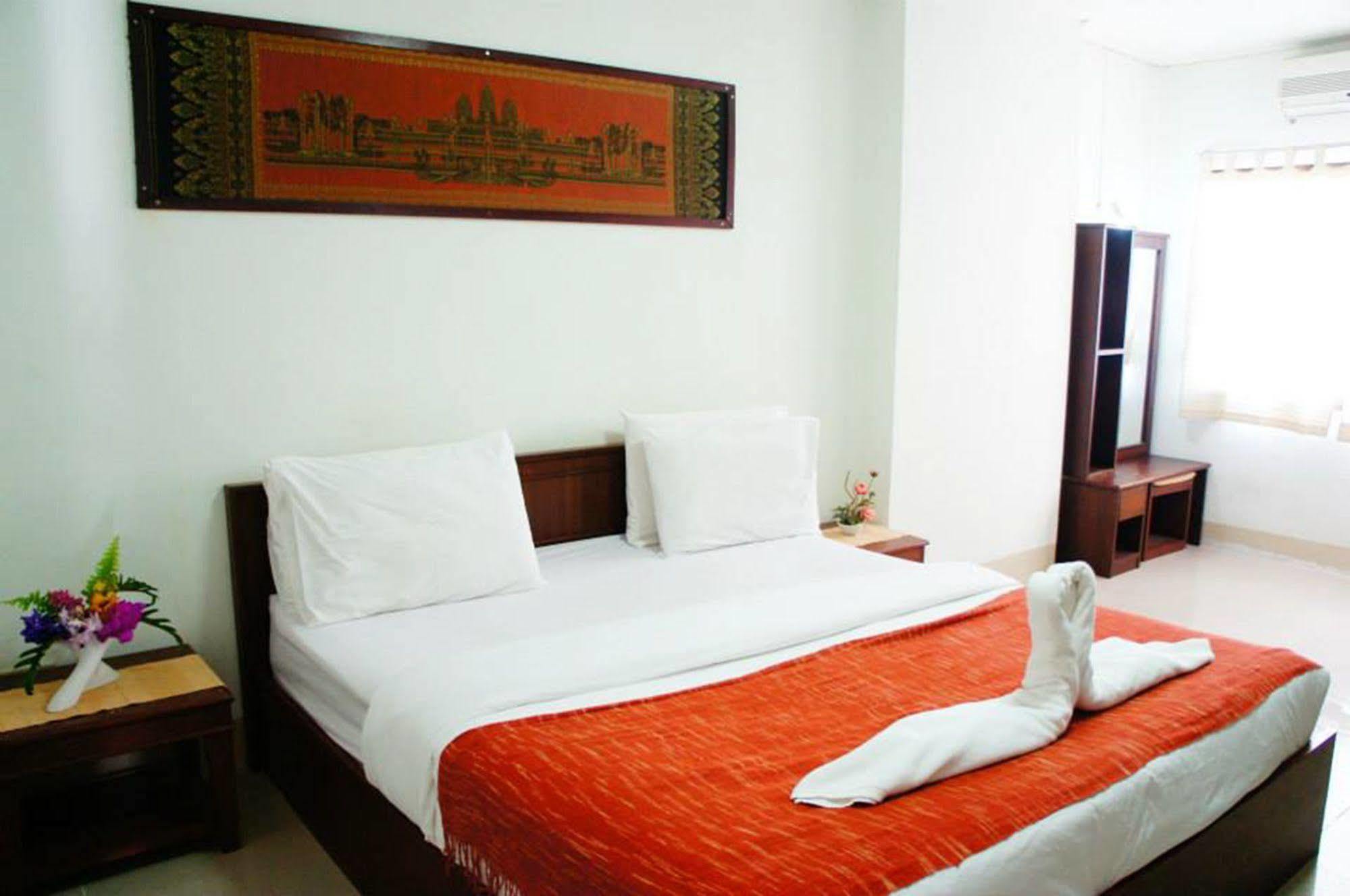 Vipa House Hotel Chiang Mai Luaran gambar