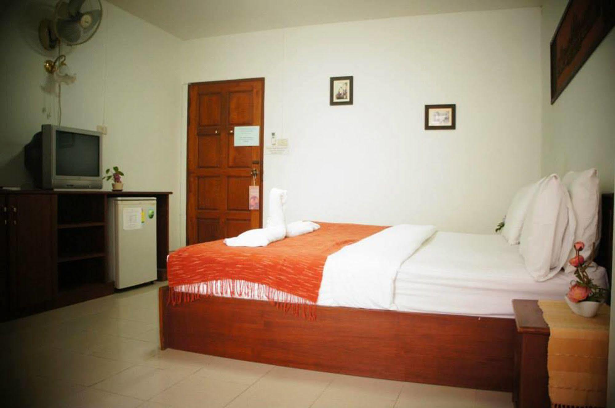 Vipa House Hotel Chiang Mai Luaran gambar