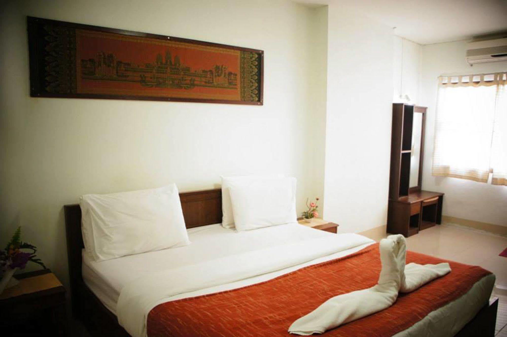 Vipa House Hotel Chiang Mai Luaran gambar